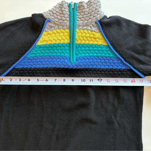 Neve Preppy Ski Sweater - Picture 8 of 9